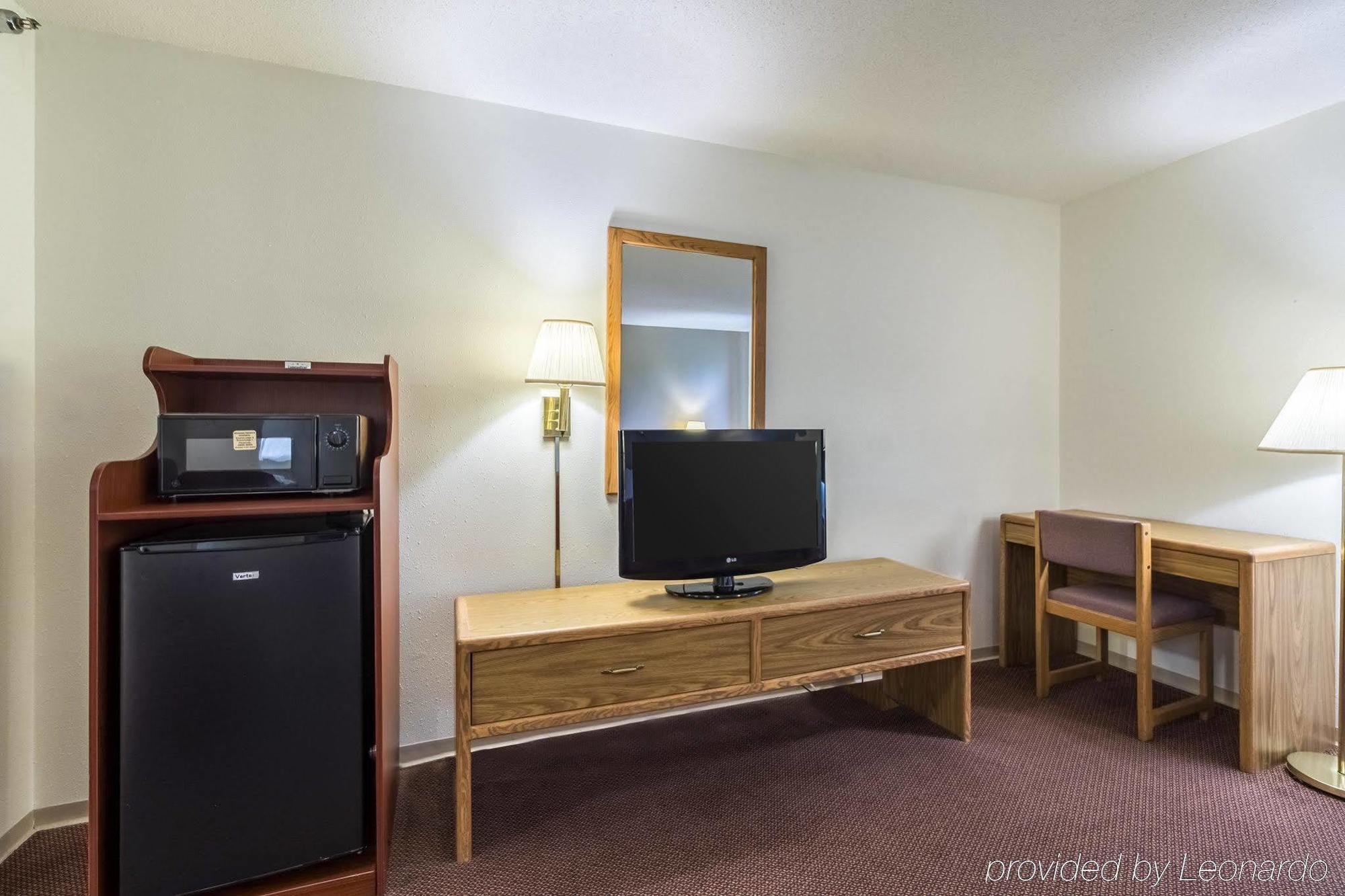 Econo Lodge Ortonville Exterior foto